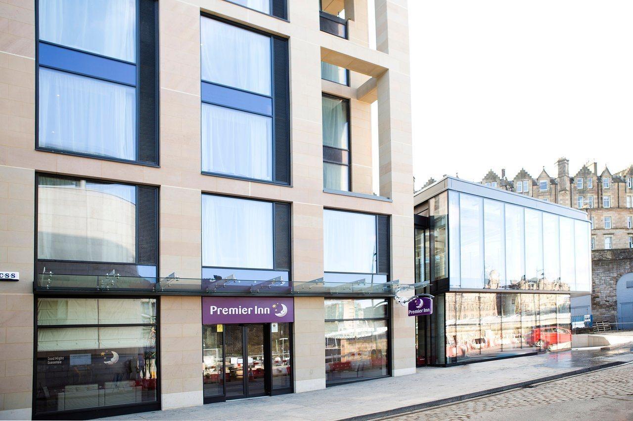 Premier Inn Edinburgh City Centre Royal Mile Edimburgo Exterior foto